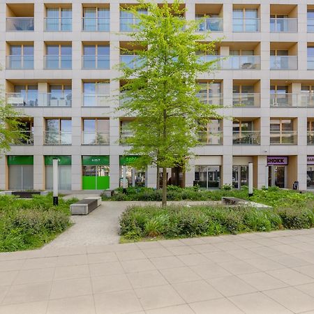 Cozy Apartments With Parking In The 19Th District By Noclegi Renters Varşovia Exterior foto