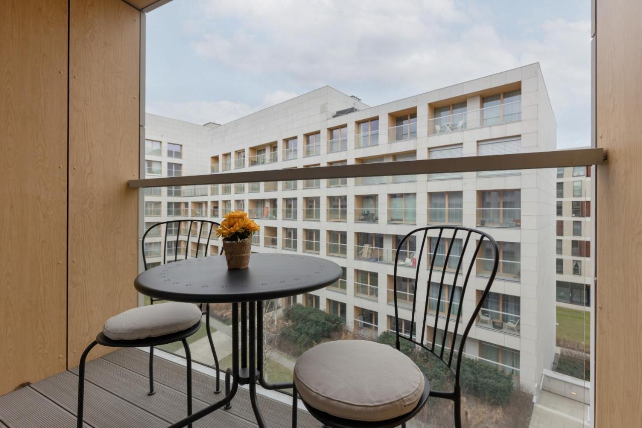 Cozy Apartments With Parking In The 19Th District By Noclegi Renters Varşovia Exterior foto