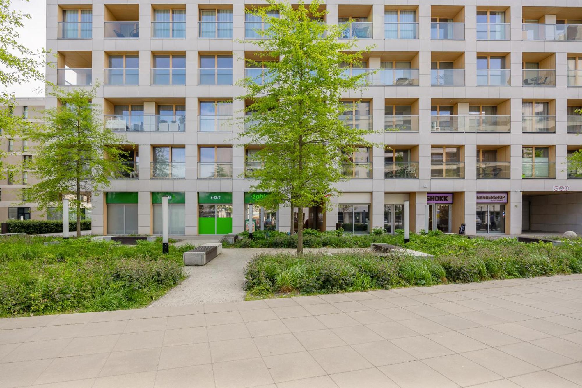 Cozy Apartments With Parking In The 19Th District By Noclegi Renters Varşovia Exterior foto