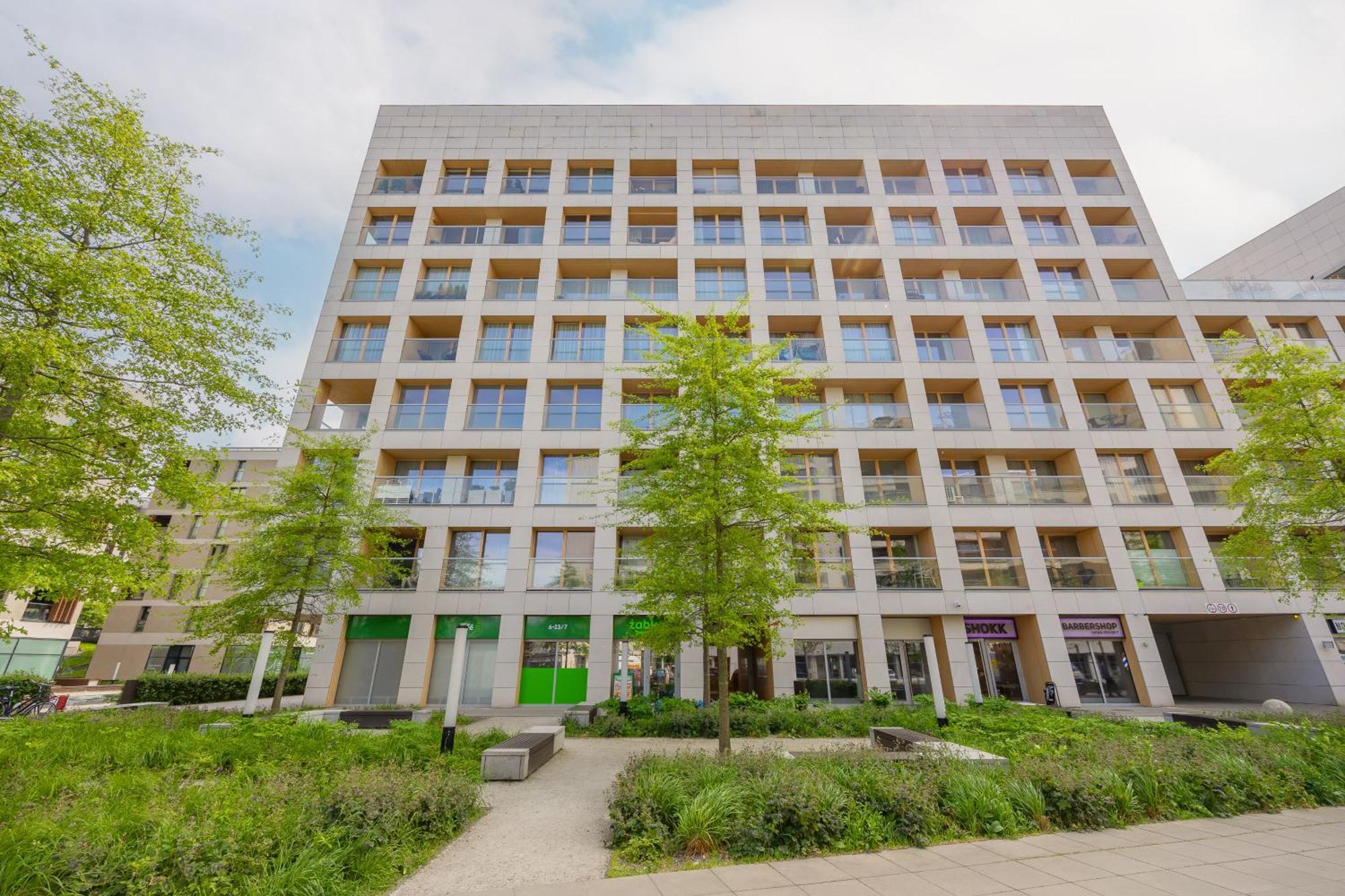 Cozy Apartments With Parking In The 19Th District By Noclegi Renters Varşovia Exterior foto