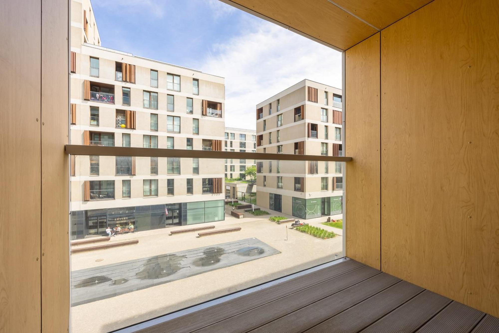 Cozy Apartments With Parking In The 19Th District By Noclegi Renters Varşovia Exterior foto
