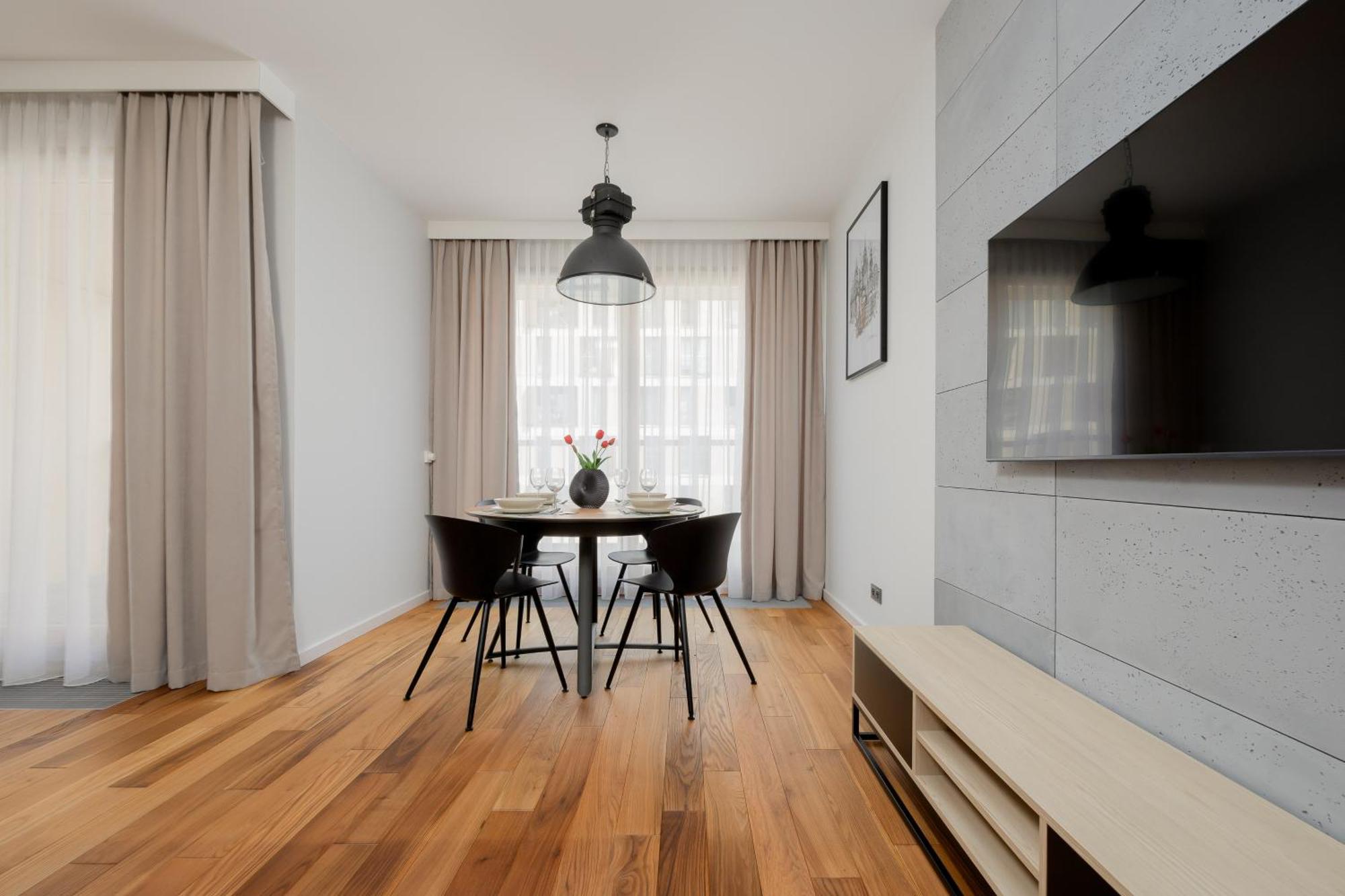 Cozy Apartments With Parking In The 19Th District By Noclegi Renters Varşovia Exterior foto