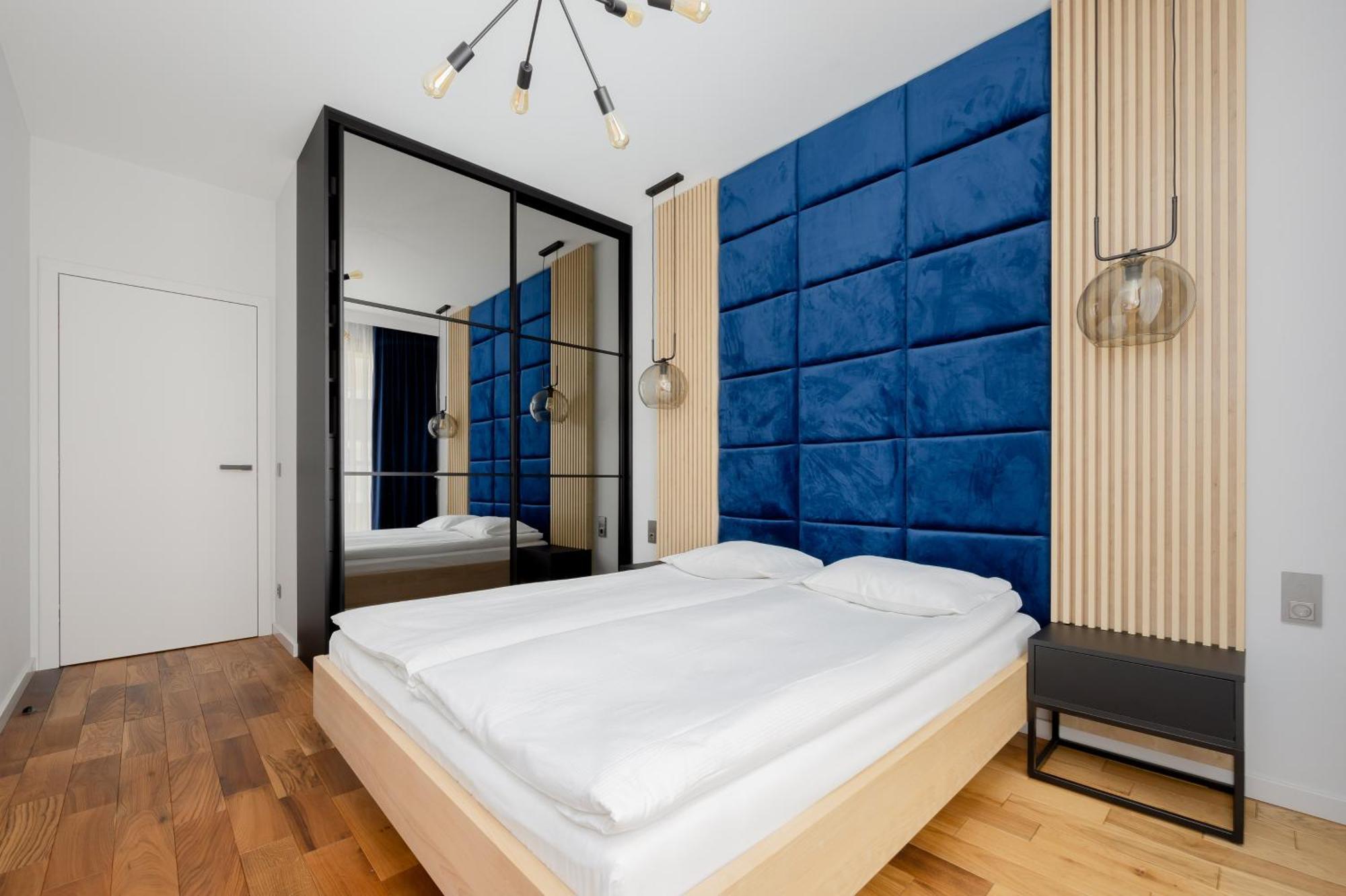 Cozy Apartments With Parking In The 19Th District By Noclegi Renters Varşovia Exterior foto